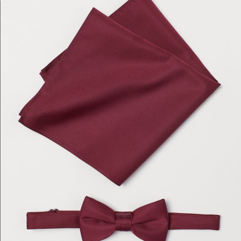Burgundy Pre-tied with matching handkerchief